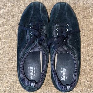 Black Keds